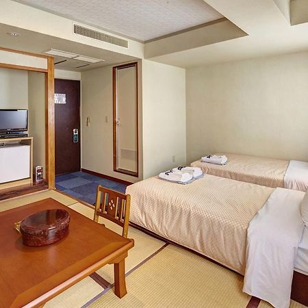 Okinawa Sun Plaza Hotel Наха Экстерьер фото