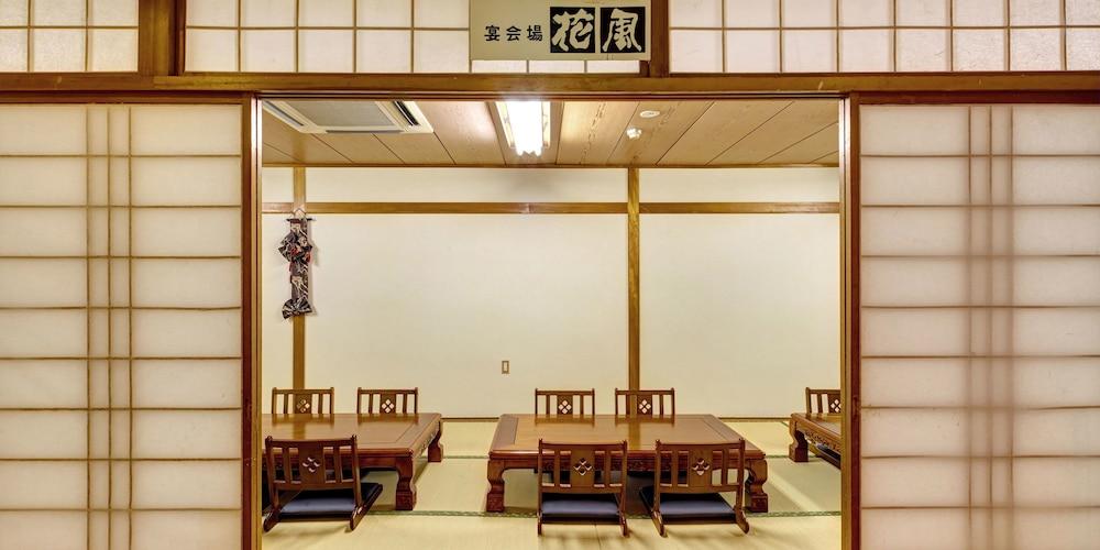 Okinawa Sun Plaza Hotel Наха Экстерьер фото